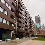 Modern 1 Bed Flat In Central London 7 Mins Walk To Elephant And Castle Tube Station