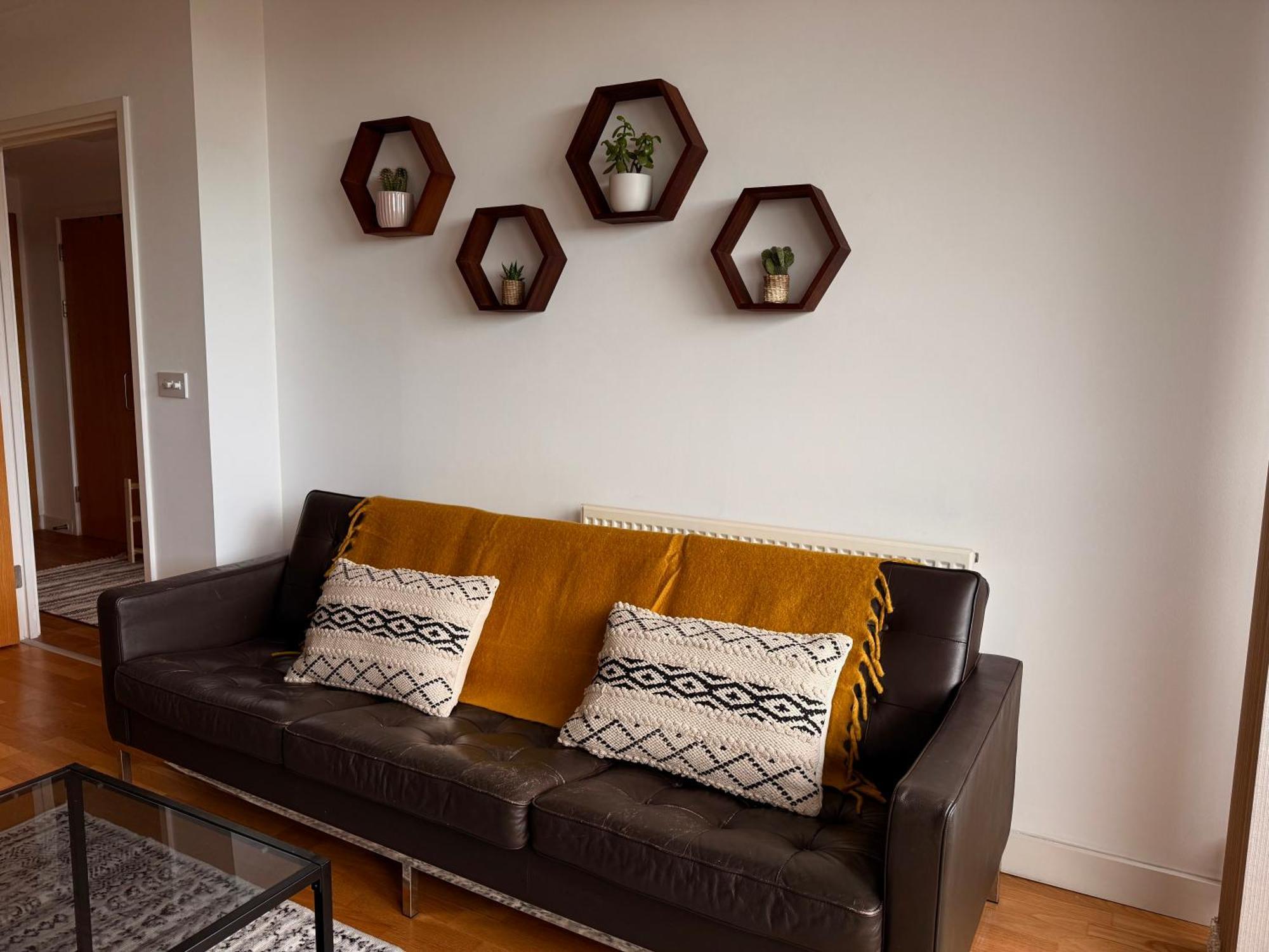 Modern 1 Bed Flat In 7 Mins Walk To Elephant And Castle Tube Station * London
