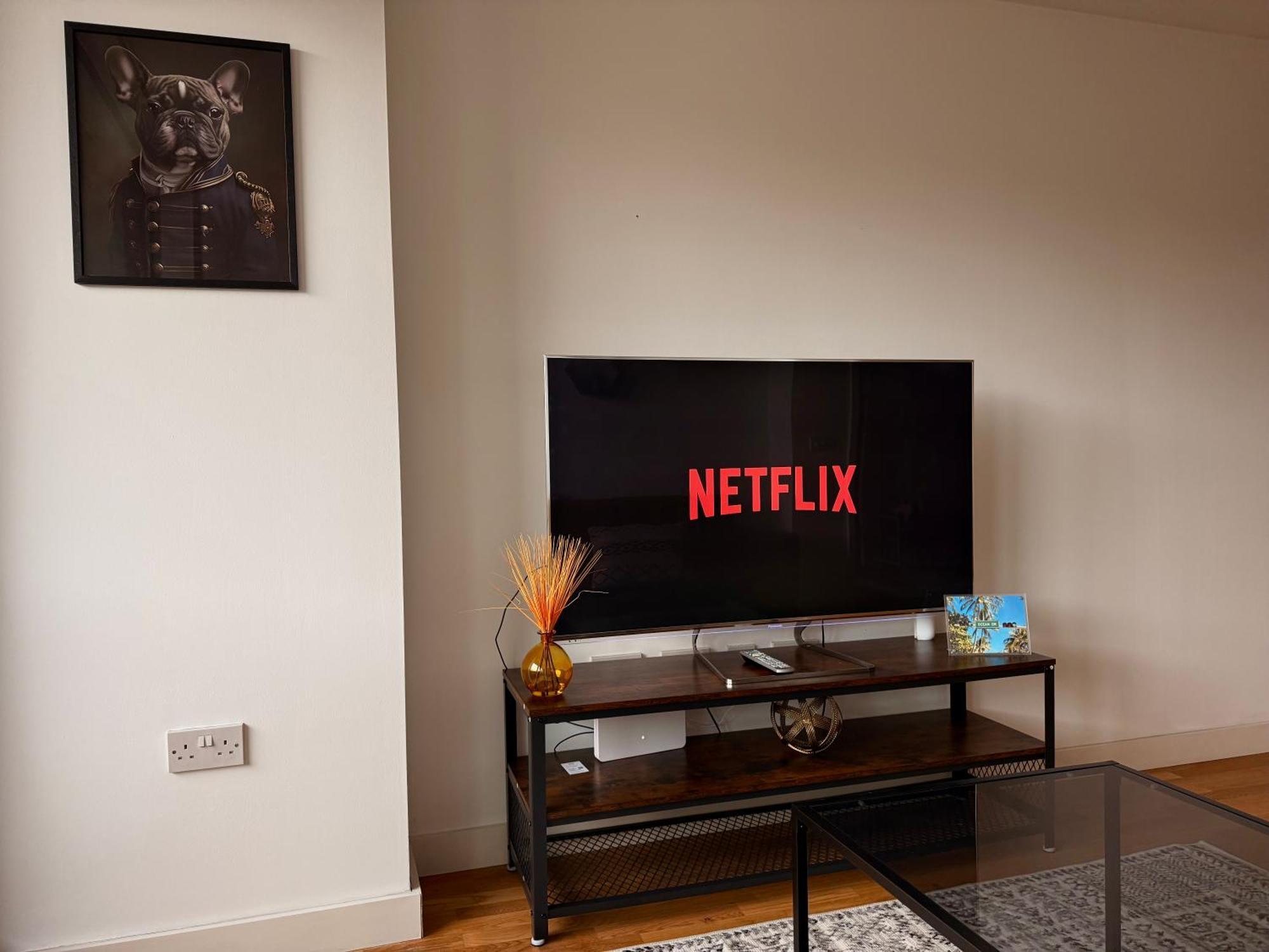 Modern 1 Bed Flat In 7 Mins Walk To Elephant And Castle Tube Station *